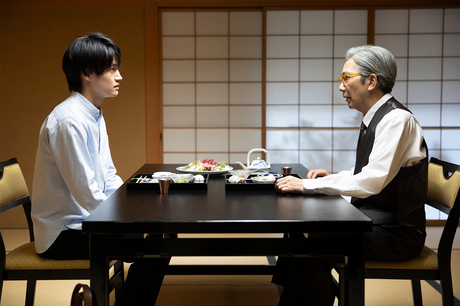 （左から）佐野晶哉、吉満寛人「離婚後夜」第8話（C）ABC