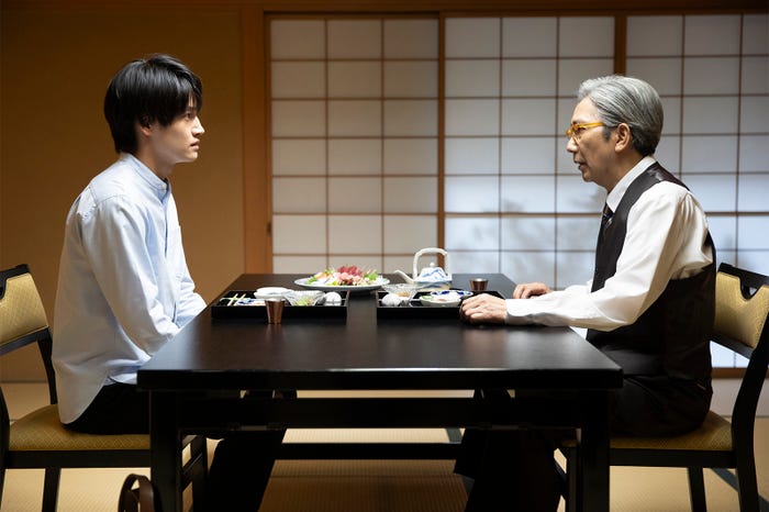 (左から)佐野晶哉、吉満寛人「離婚後夜」第8話(C)ABC