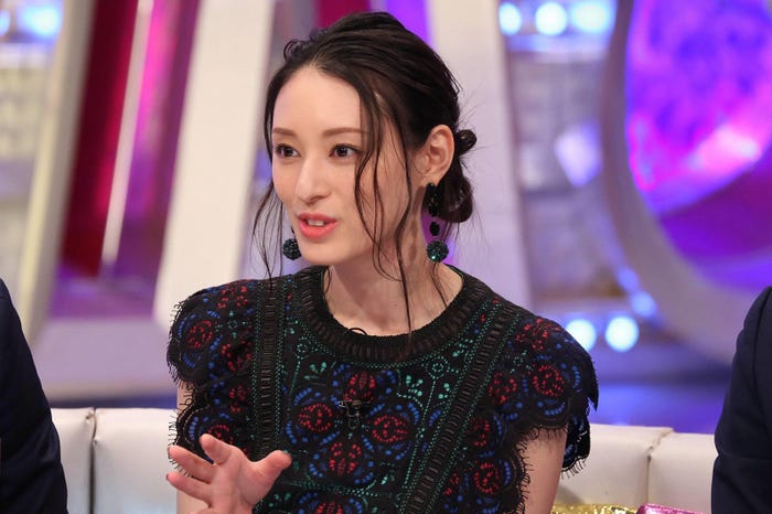 ゲスト出演する栗山千明(C)モデルプレス