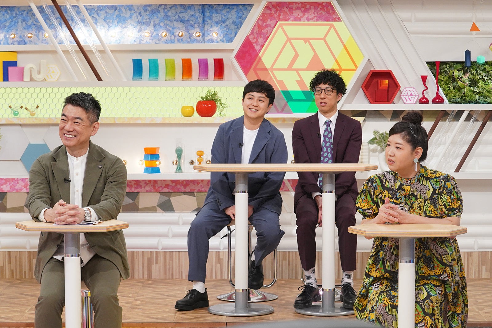 橋下徹、ドーナツ・ピーナツ、馬場園梓（C）読売テレビ