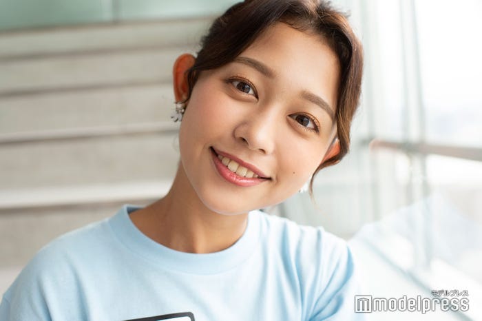 松崎涼佳アナウンサー (C)モデルプレス