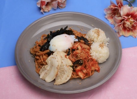 SEVENTEENカフェ2020（C）PLEDIS