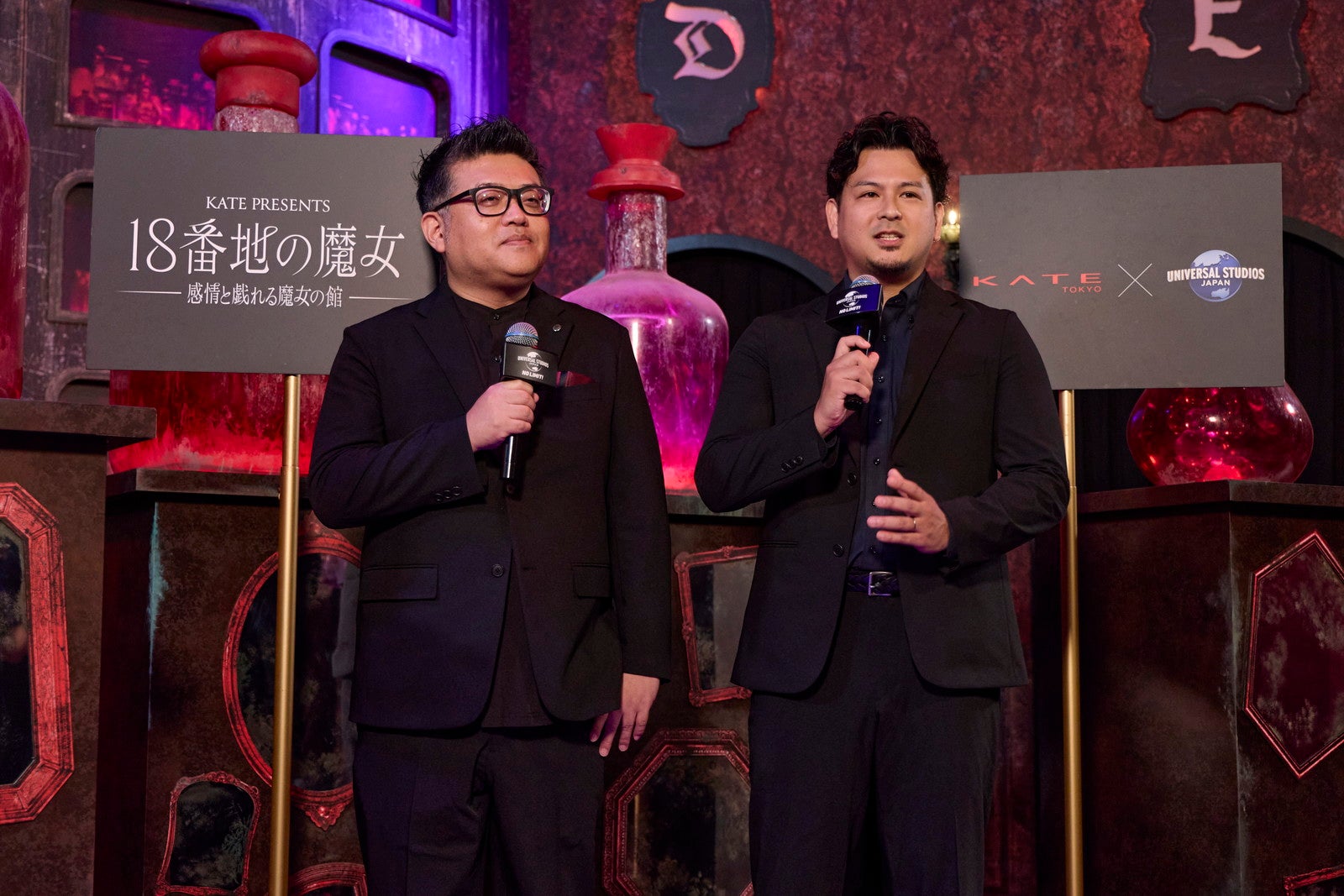左：KATE ブランドマネジャー 岩田有弘、右：合同会社ユー・エス・ジェイ 鶴隼人／画像提供：ユニバーサル･スタジオ･ジャパン