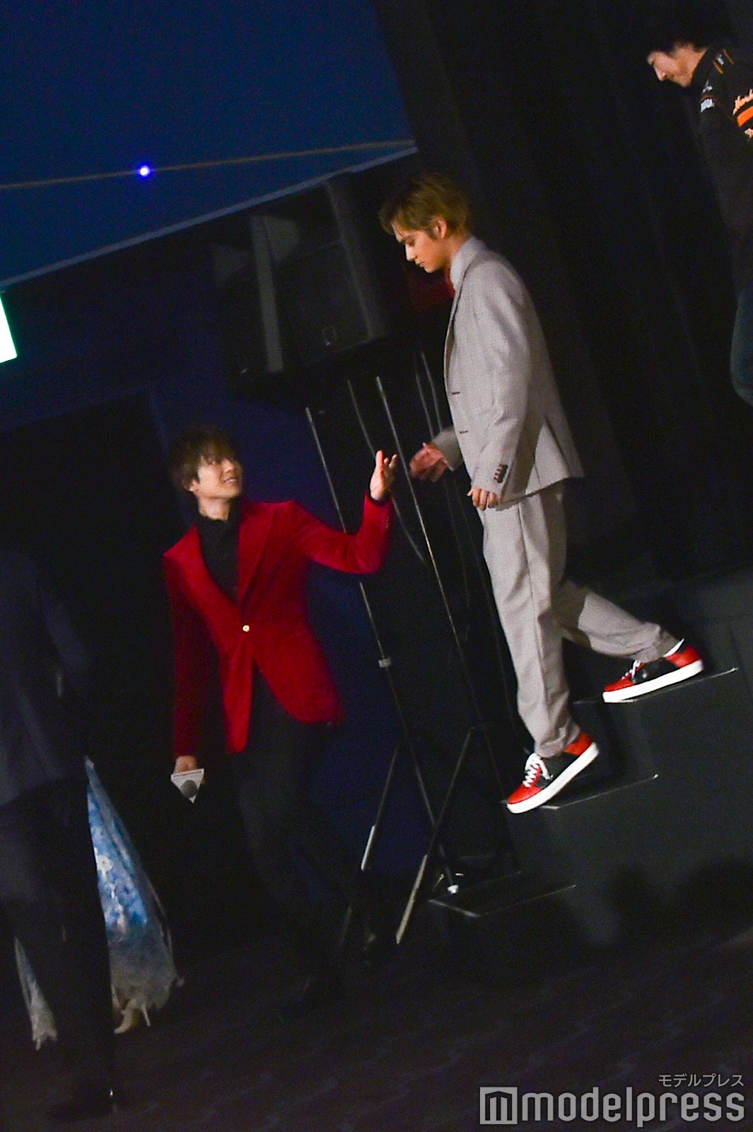 帰りももちろんエスコート （C）モデルプレス