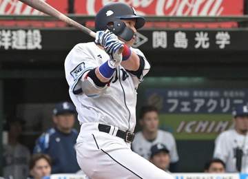 「なんで2軍にいるの？」今季限りで現役引退表明の西武42歳レジェンドが絶好調 驚異の打率・438にSNS「普通に異次元の数字」