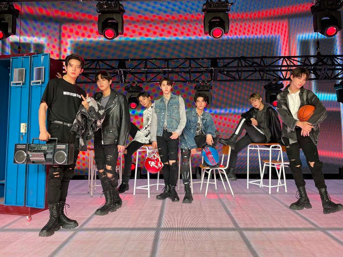 ENHYPEN(C)BELIFT LAB