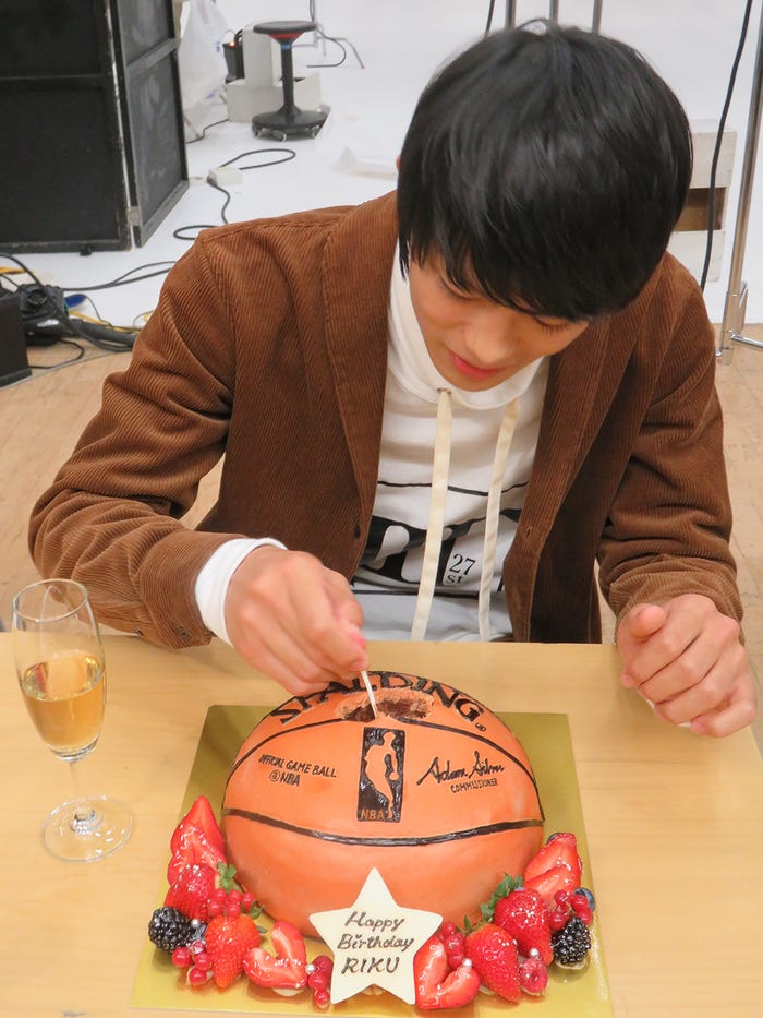 嘉島陸(画像提供:所属事務所)