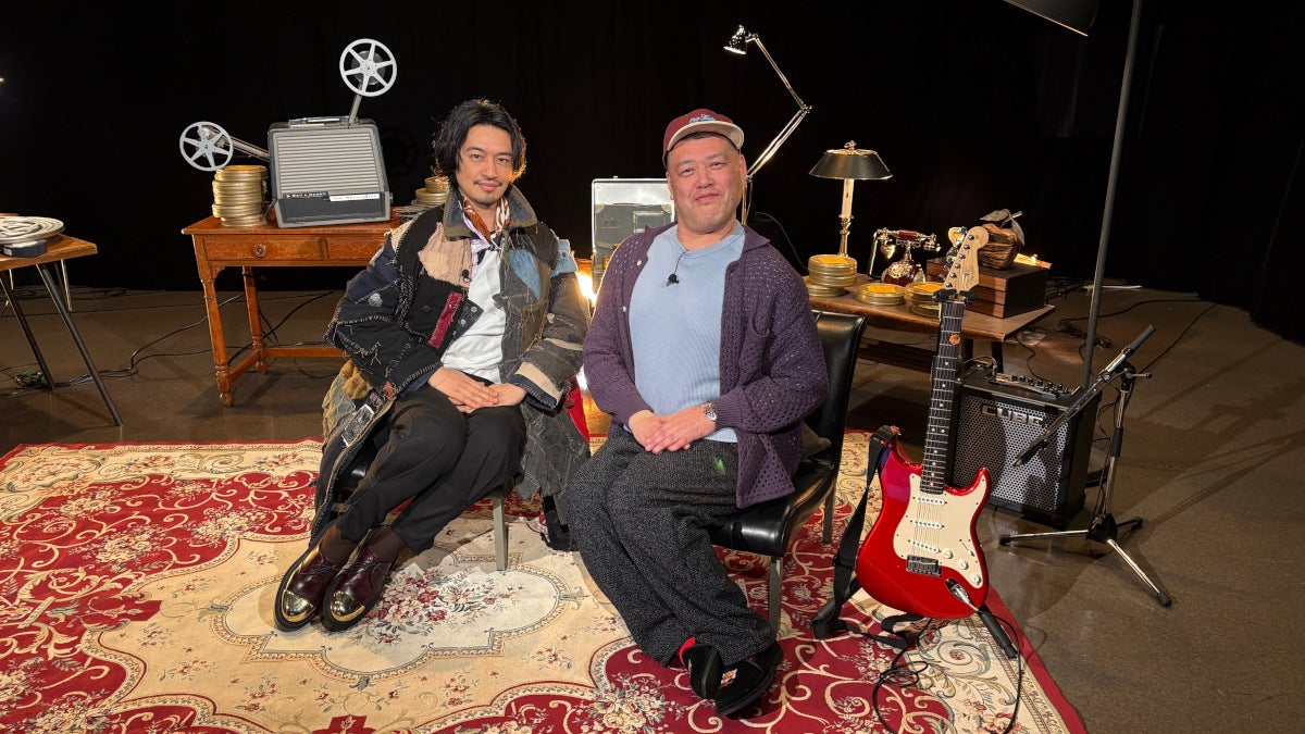 斎藤工、くっきー！（C）TBS