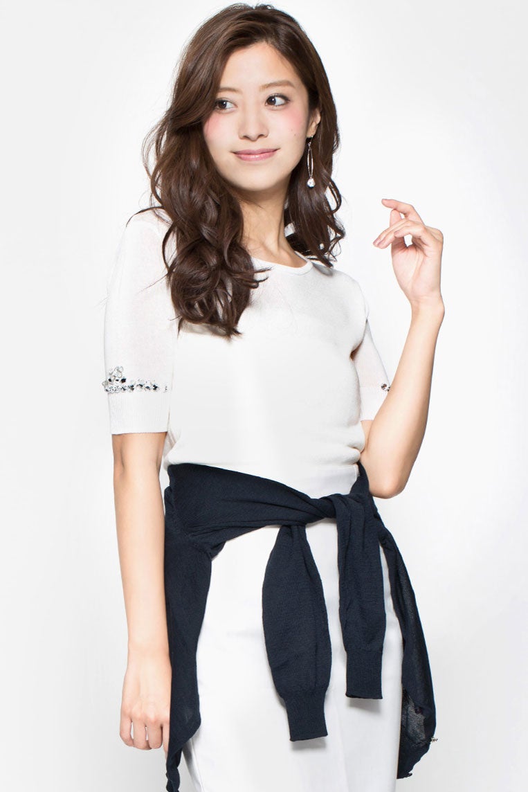 袖ビジューサマーニット「DEPARTMENT」3,984円（税込）