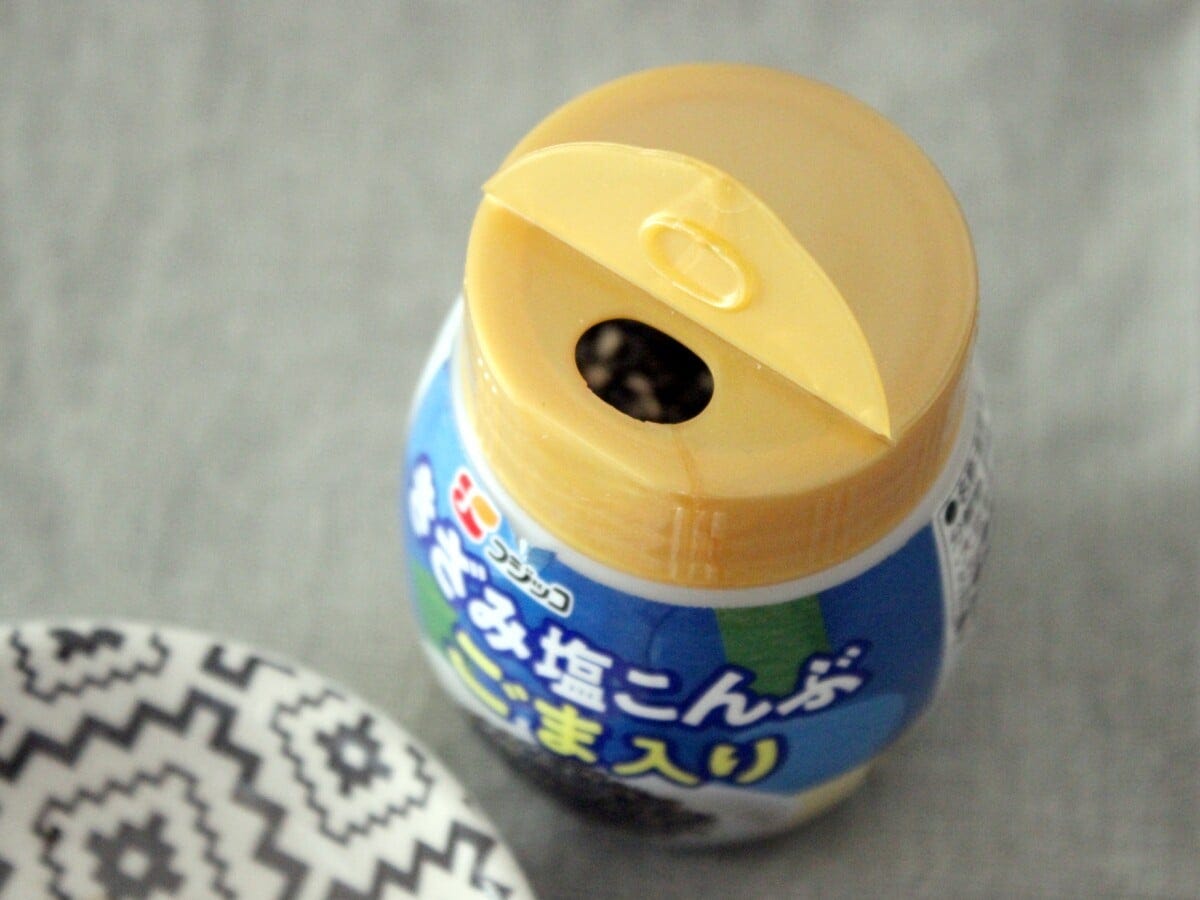 ミニボトルは使い切りやすく、邪魔にならないサイズ感がいい