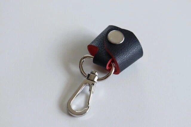 セリア　バッグループ　キーホルダー