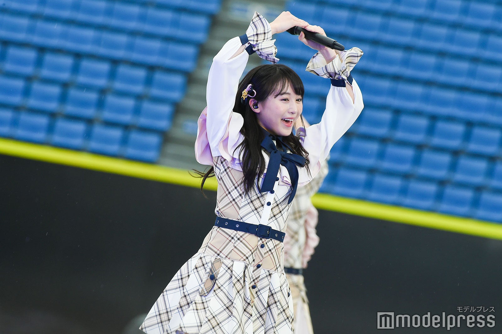 チーム8「AKB48グループ春のLIVEフェスin横浜スタジアム」（C）モデルプレス