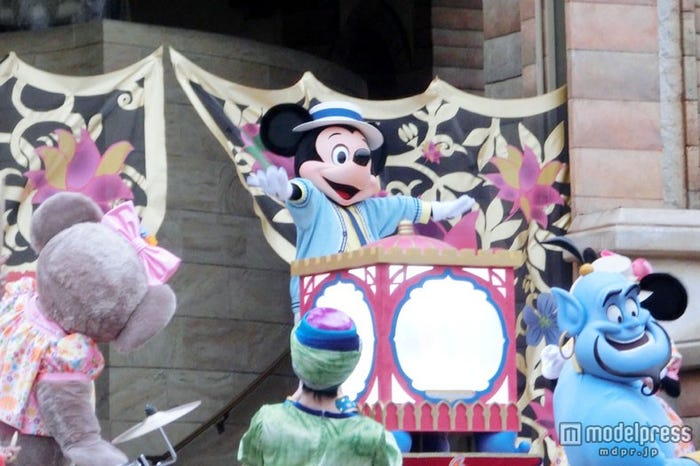 ミッキーとダッフィーのスプリングヴォヤッジ「スプリングタイム・サプライズ」