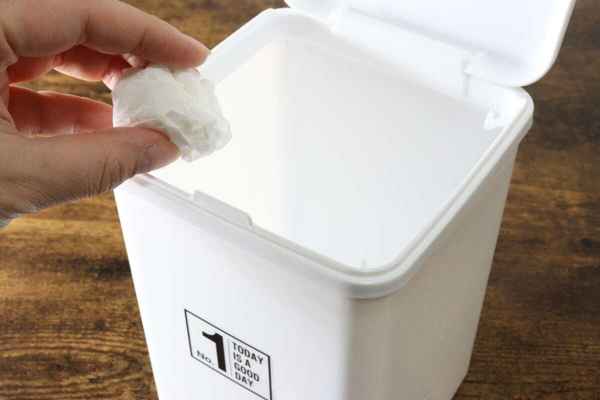 ダイソーのトイレポット