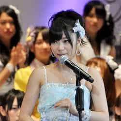 「AKB48 27thシングル 選抜総選挙 ～ファンが選ぶ64議席～」でスピーチをする指原莉乃
