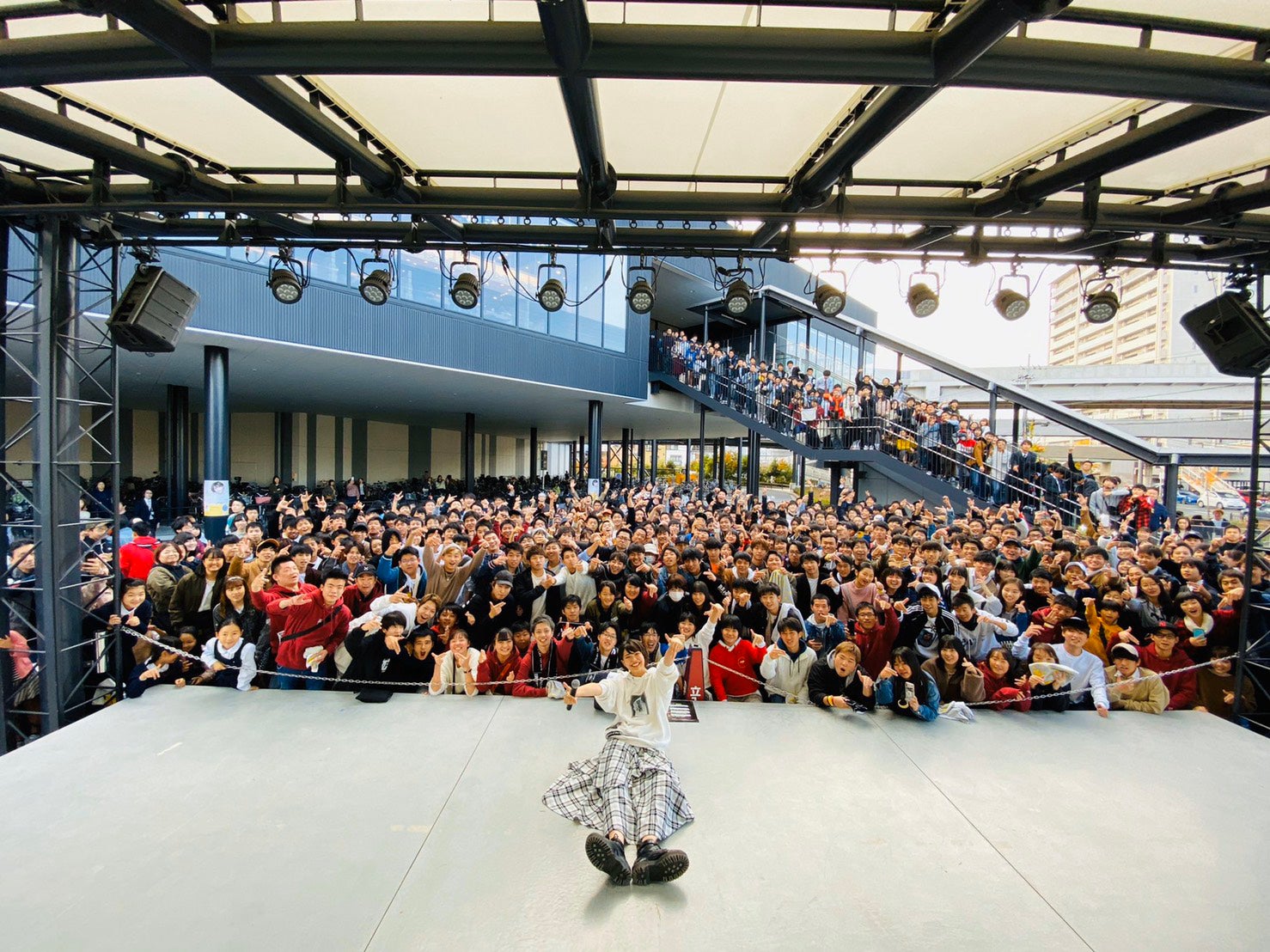 三阪咲／ライブの様子（提供写真）