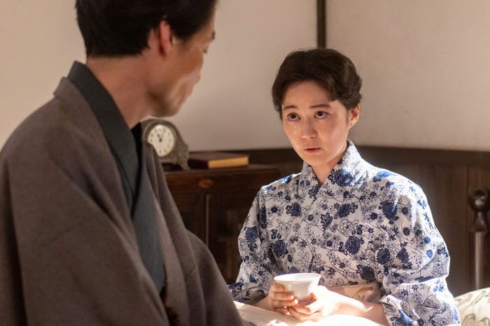 吉岡睦雄、生田絵梨花「風、薫る」第30話(C)NHK