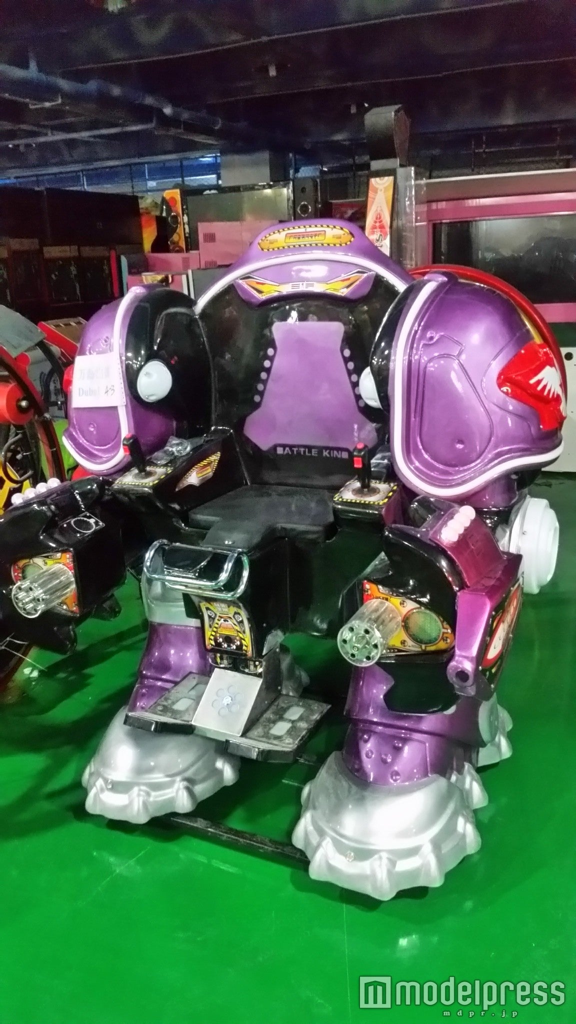 搭乗型ロボット／画像提供：ハウステンボス