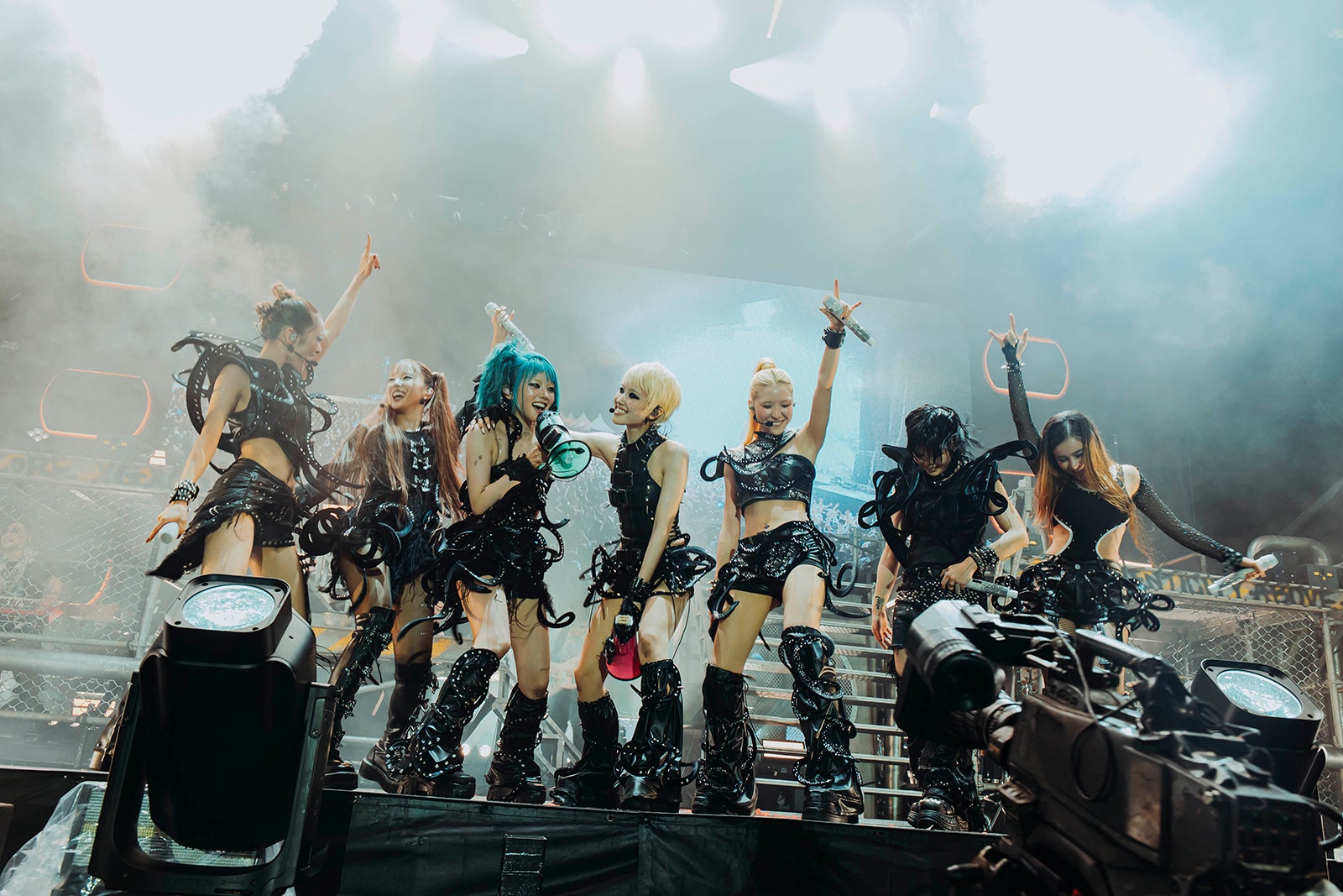 XG「フジロックフェスティバル’26」初出演 バンドスタイルによる圧巻パフォーマンスで鮮烈インパクト残す