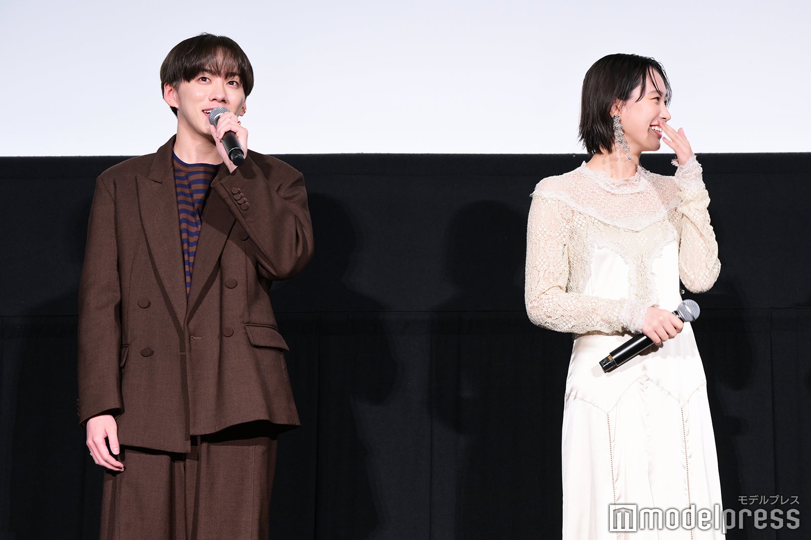 基俊介、南沙良（C）モデルプレス