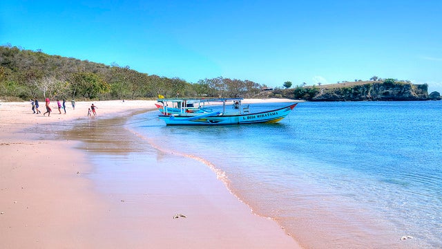 コモド島／Pink Beach, Lombok (DSC7088) by Schristia