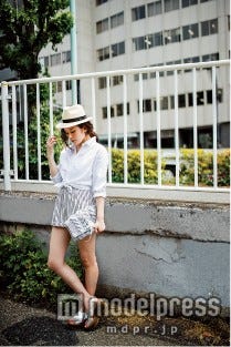 筧美和子/「JJ」8月号より/画像提供:光文社