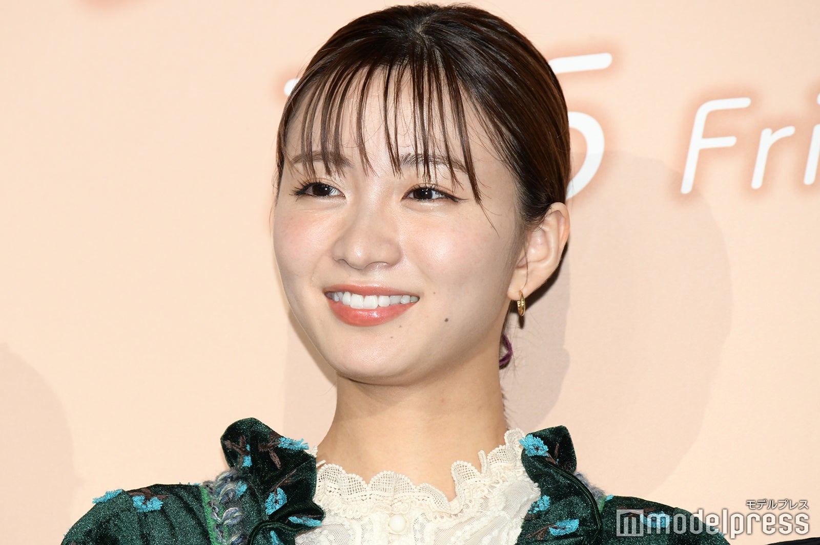 岡崎紗絵（C）モデルプレス