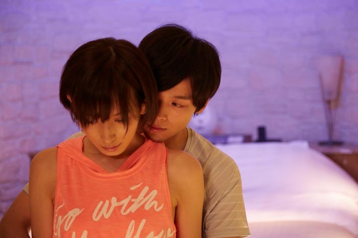 光宗薫、下着姿で肉食全開“体当たり”の挑戦(C)2016真鍋昌平・小学館/「闇金ウシジマくん3」製作委員会・MBS