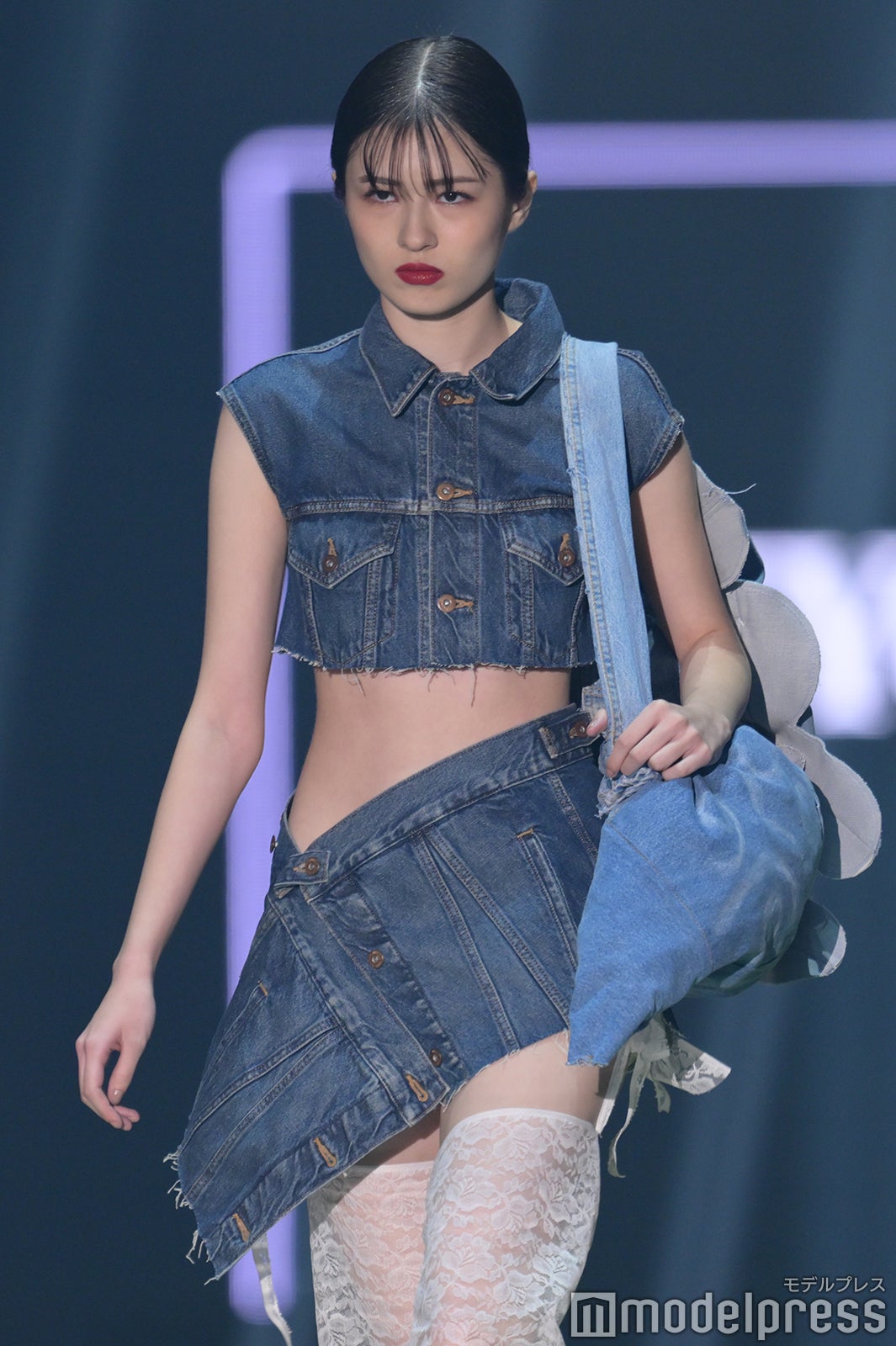 （C）モデルプレス