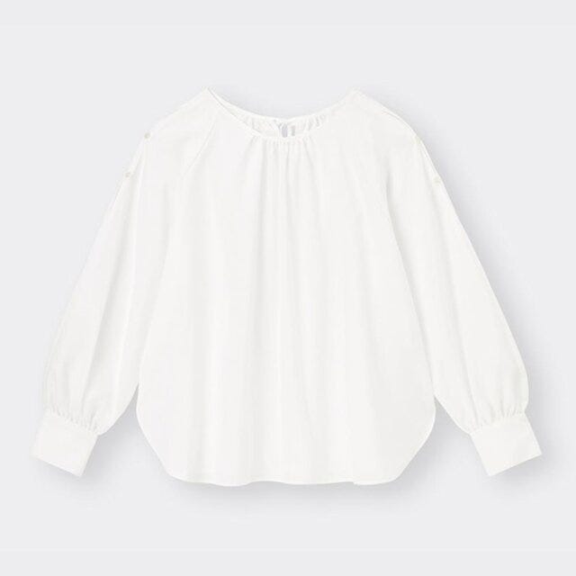 GU 白ブラウス GUの白ブラウス