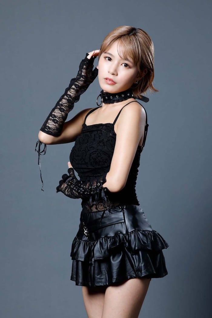 夏芽すず「Dark Idol」(C)ABEMA