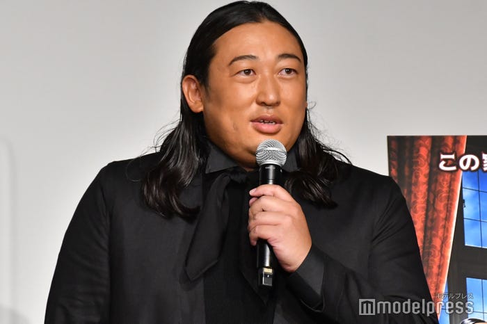 秋山竜次 (C)モデルプレス