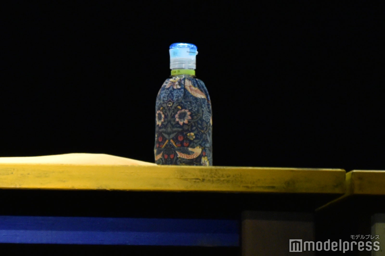 松島聡のドリンクカバー／「ハロルドとモード」ゲネプロ取材会（C）モデルプレス