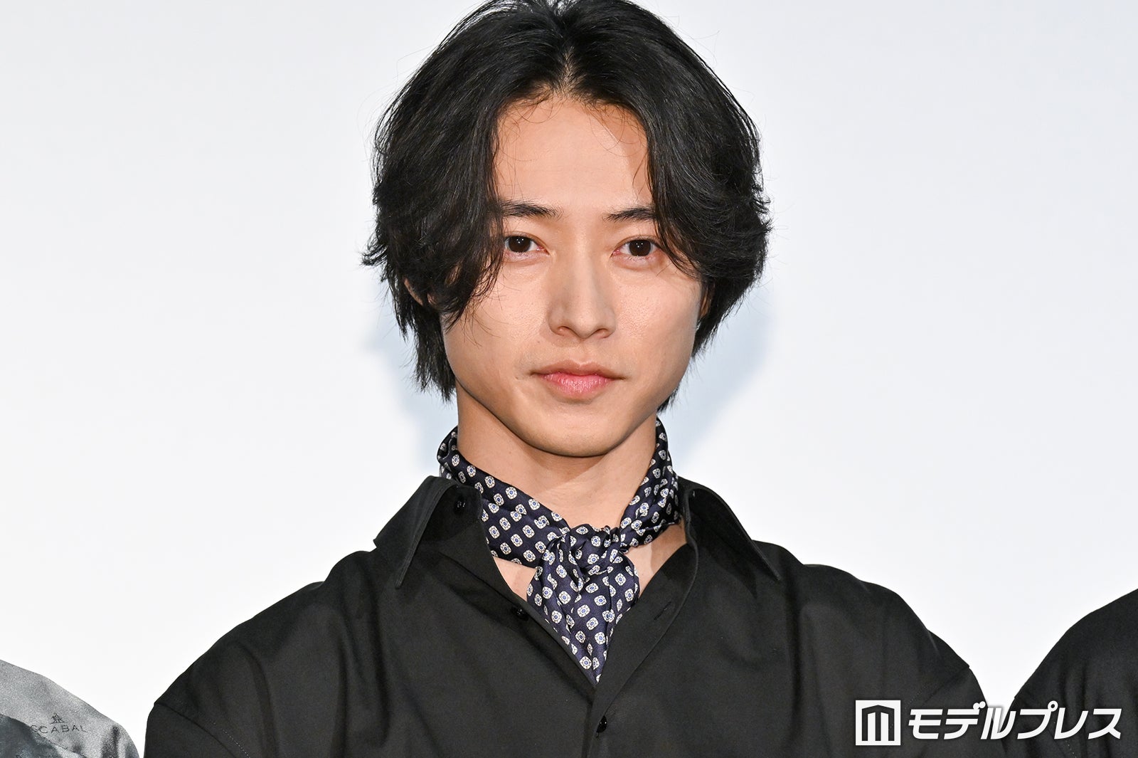 山崎賢人、橋本環奈からアクション絶賛受ける プロレスラー視点でも「勢いが素晴らしい」【キングダム 魂の決戦】