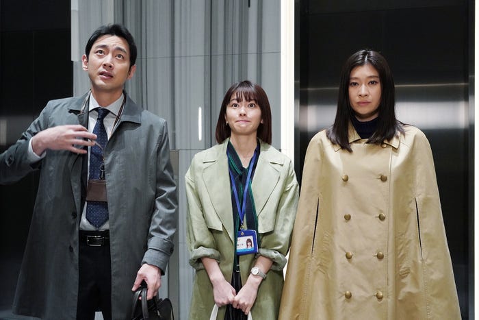 小泉孝太郎、山本舞香、篠原涼子/「ハケンの品格」第2話より(C)日本テレビ