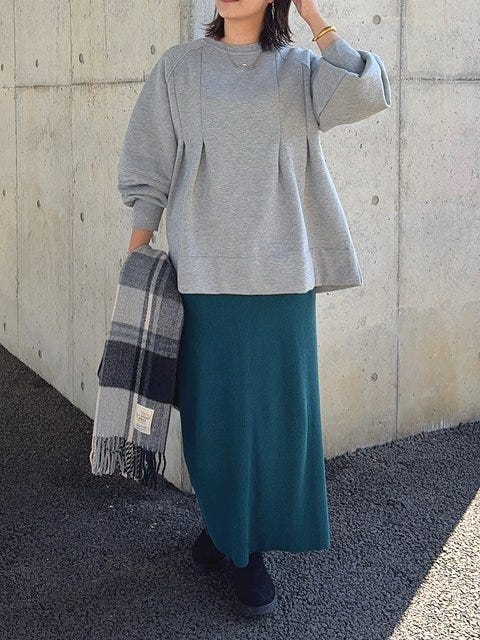 スウェット×スカート コーデ スウェット×スカートコーデ1
