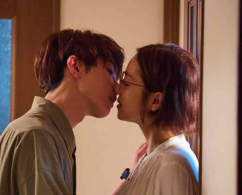 「青島くんはいじわる」Snow Man渡辺翔太&中村アン、怒涛のキス&ベッドシーンに「色気爆発」「心臓バクバク」と悶絶の声止まらず