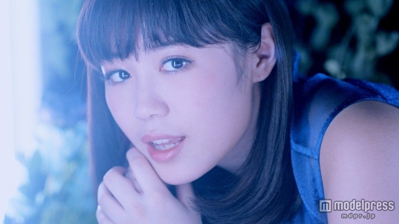 鷲尾伶菜／「さよなら、アリス」より