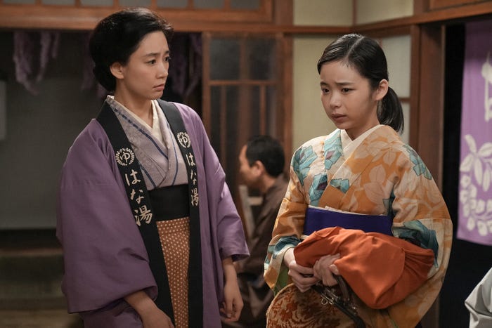 水川あさみ、趣里「ブギウギ」第13話(C)NHK