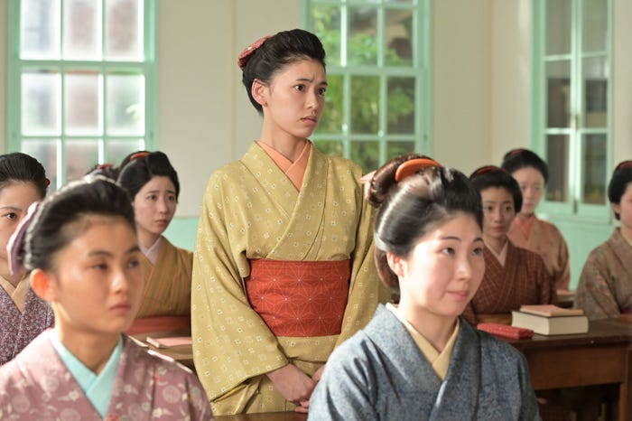 池田朱那ら「風、薫る」第61話(C)NHK