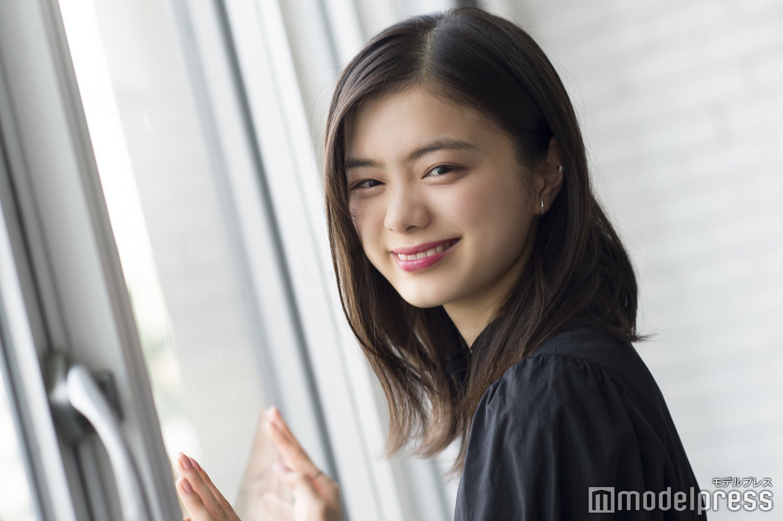 紺野彩夏（C）モデルプレス