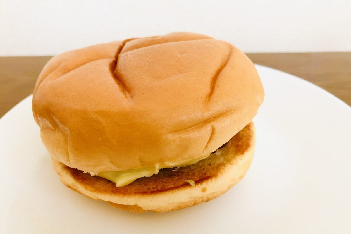 モスバーガー（チーズバーガーアレンジ）