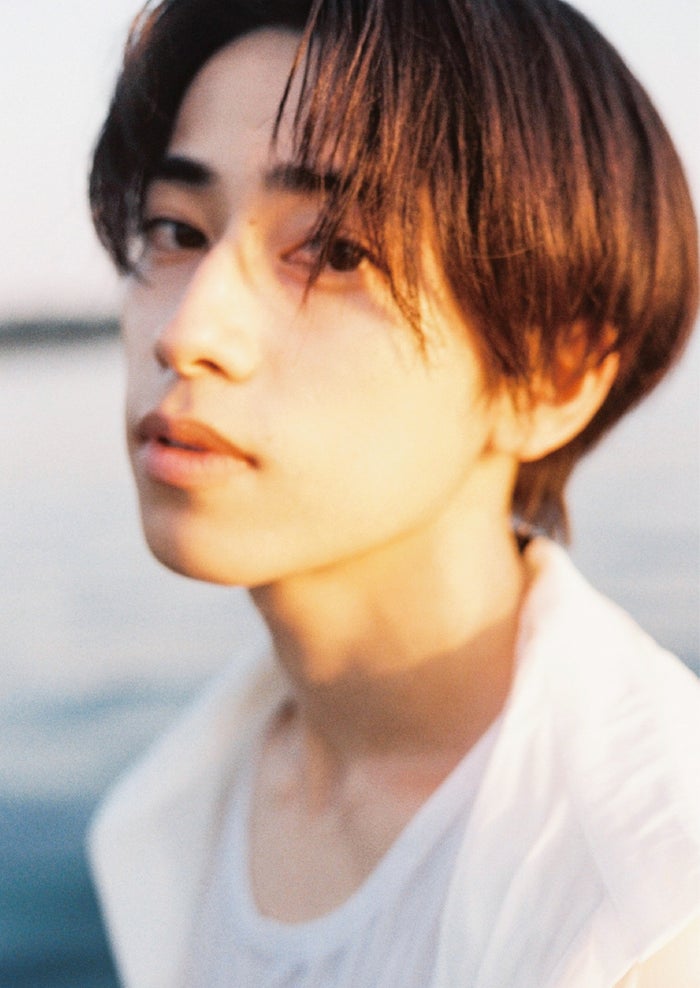 「仮面ライダーガッチャード」本島純政、ファースト写真集決定 特典イベントも開催【純】