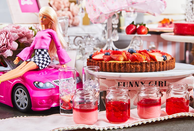 ストロベリーホリック～バービー×いちごコレクション～／画像提供：ザ ストリングス 表参道