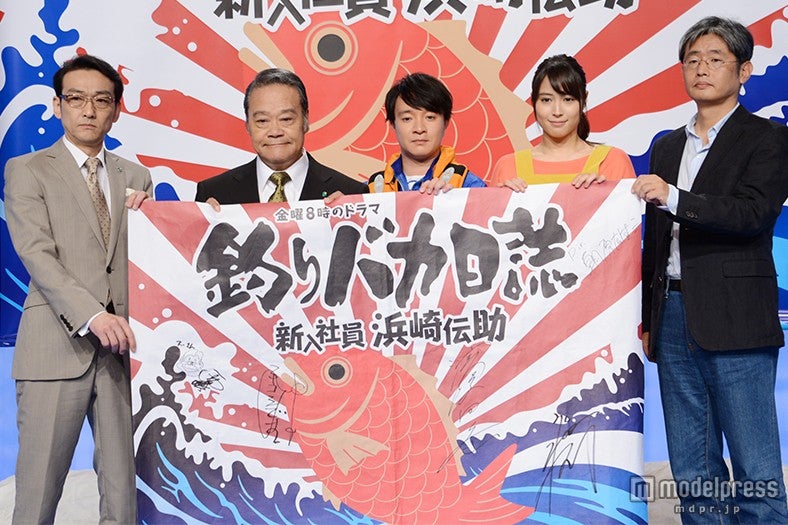 （左から）吹越満、西田敏行、濱田岳、広瀬アリス、朝原雄三監督