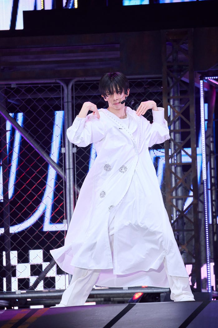 リョウガ/撮影:米山三郎・笹森健一