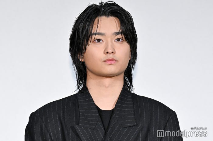 奥平大兼(C)モデルプレス