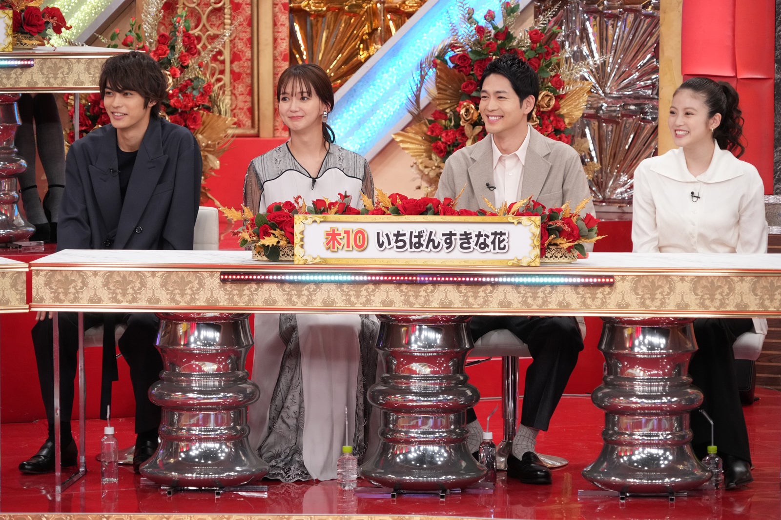 （左から）神尾楓珠、多部未華子、松下洸平、今田美桜（C）フジテレビ