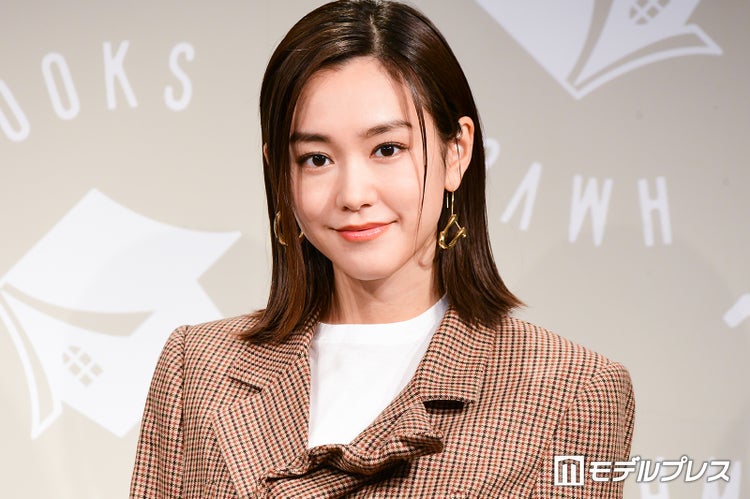 画像2 2 桐谷美玲 前髪復活 レイヤーヘアにイメチェン 天使 雰囲気違う と絶賛の声 モデルプレス