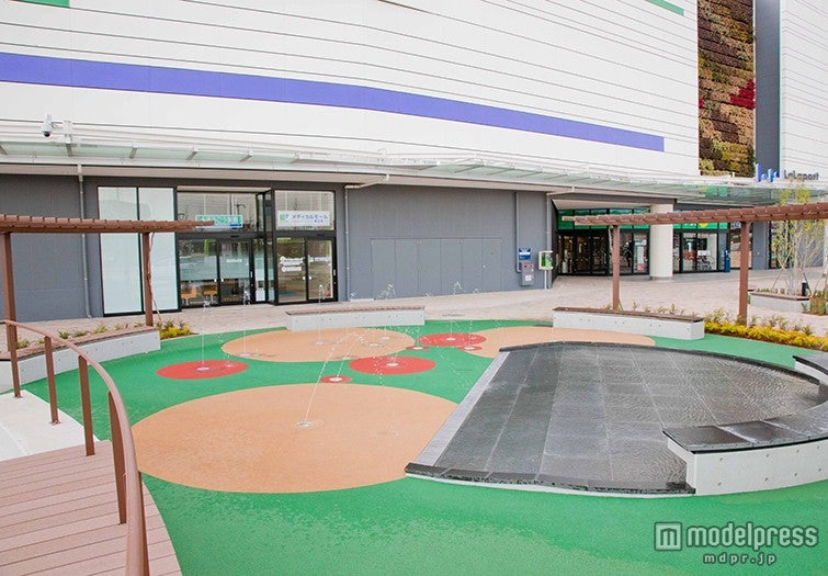 屋外広場のポップジェット